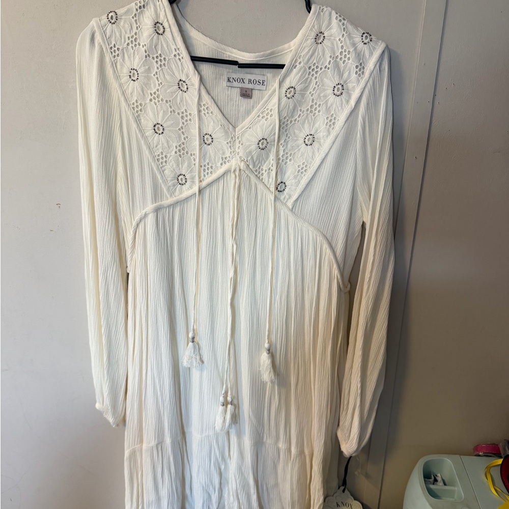 Knox Rose Cream Embroidered Lace-Tie Boho Top